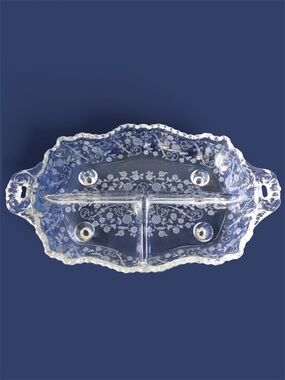 Vintage Cambridge Glass 3-Part Divided Relish Serving Dish Etched Elaine Pattern